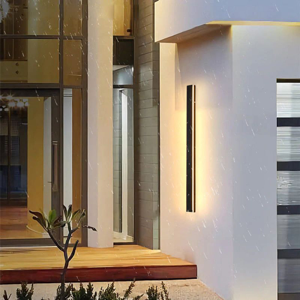 Silex Outdoor Wall Lamp | Sleek Black, Dimmable LED 19