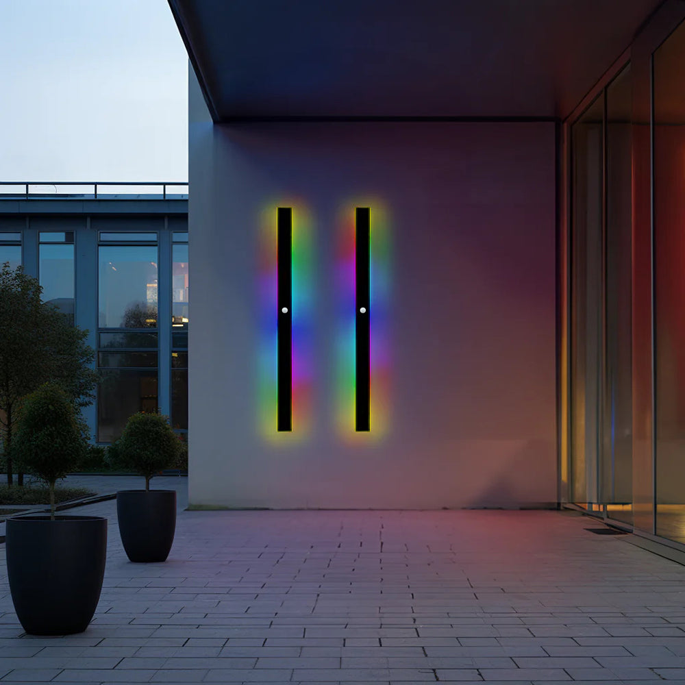 Silex Outdoor Wall Lamp | Sleek Black, Dimmable LED 12